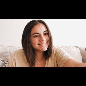 Meet your Posher, Brooke